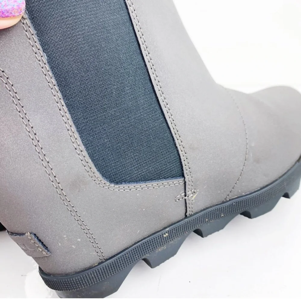 SOREL Gray Joan of Arctic Wedge Hidden Heel Chelsea Boot WOMEN'S Size 5 - Picture 11 of 12